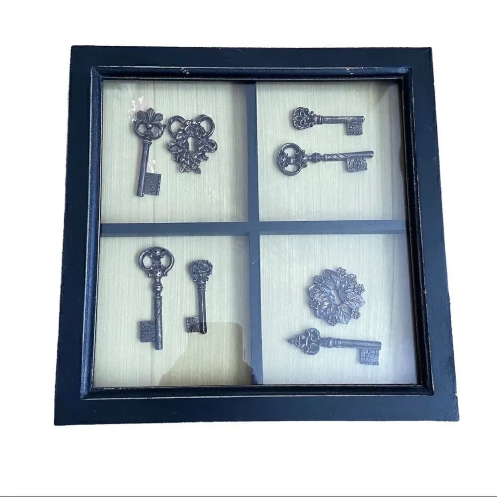 Rustic Antique Inspired Wall Art Key Hook